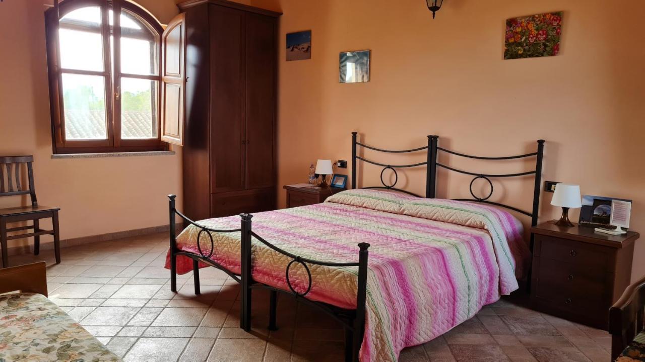 B&B Nuraximannu Santadi Екстер'єр фото