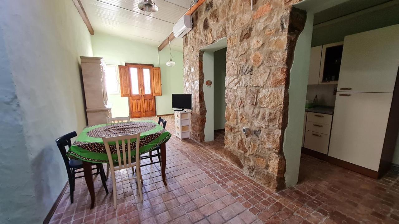 B&B Nuraximannu Santadi Екстер'єр фото