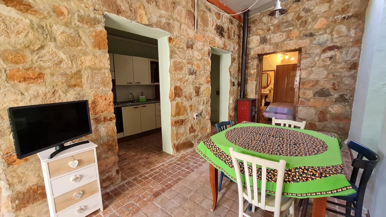B&B Nuraximannu Santadi Екстер'єр фото