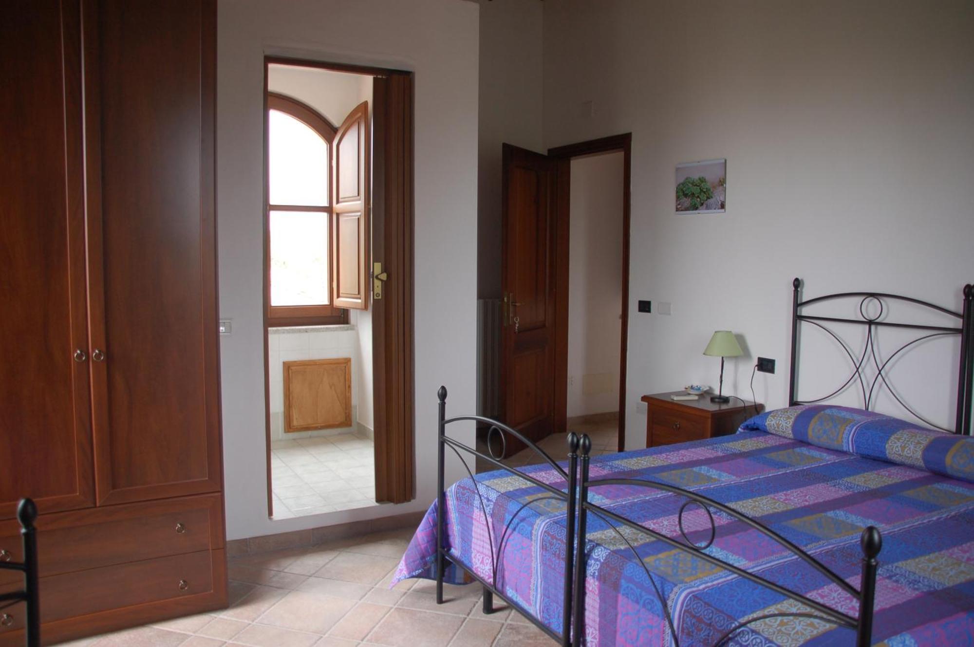 B&B Nuraximannu Santadi Екстер'єр фото