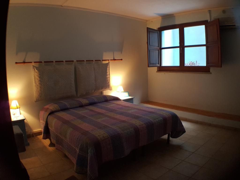 B&B Nuraximannu Santadi Екстер'єр фото